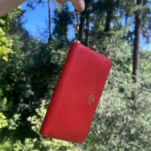 COACH Long Zip-Around Crossgrain Leather Wallet RED with GOLD Hardware AUTHENTIC